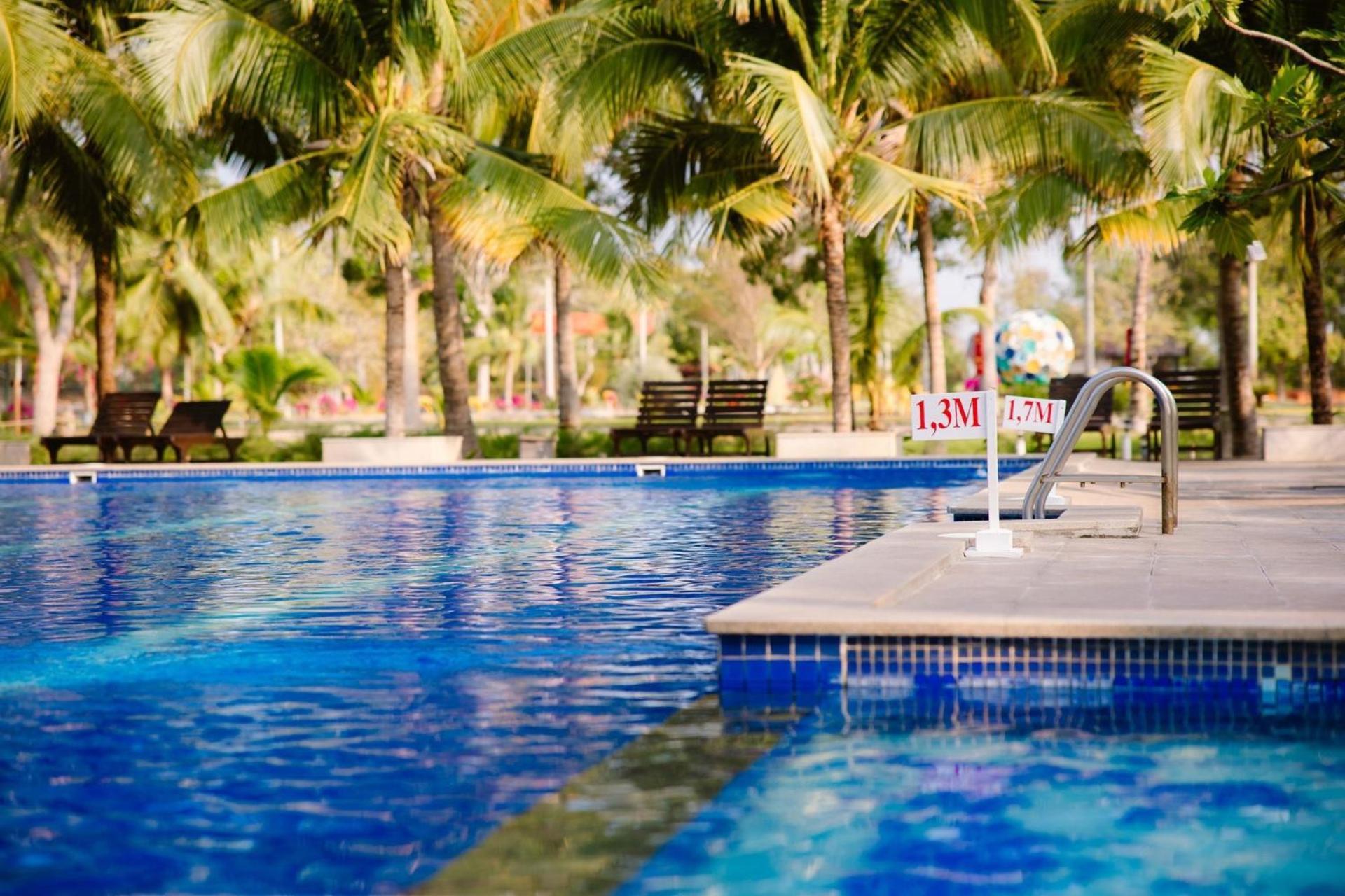 Dat Lanh Beach Resort La Gi Exterior foto
