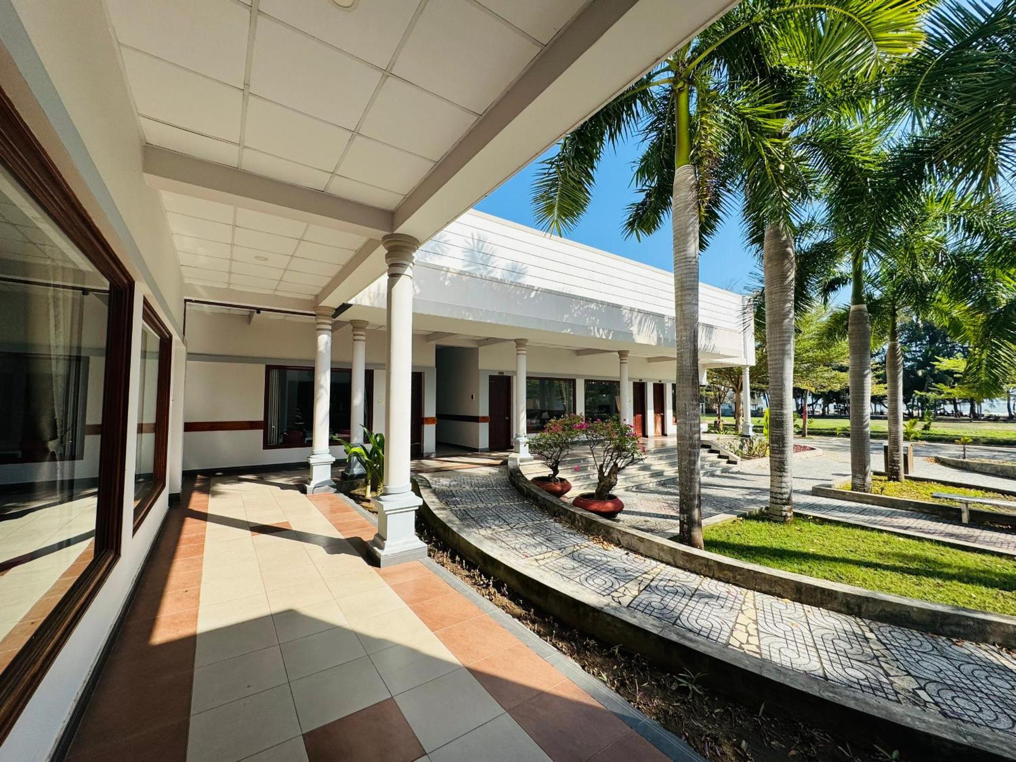 Dat Lanh Beach Resort La Gi Exterior foto